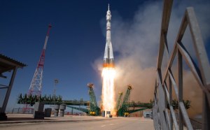 A Soyuz rocket launches to the International Space Station with Expedition 73 crew members including NASA astronaut Jonny Kim on Tuesday, April 8, 2025, at the Baikonur Cosmodrome in Kazakhstan. Photo ©NASA/Joel Kowsky