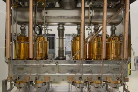 Cryomodule of HIE-ISOLDE hosting five SRF cavities and one superconducting solenoid. Image: CERN