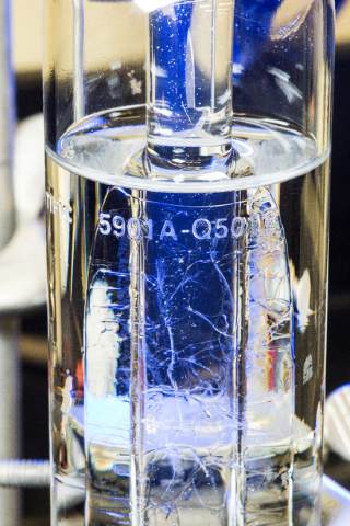 A triple-point cell. Image: NIST