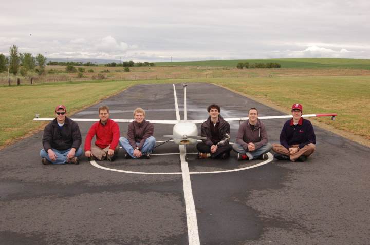 From left to right: Jacob Leachman, Patrick Adam, Patrick Gavin, Justin Bahrami, Eric Barrow and Chris Chaney with the Genii drone, the first liquid hydrogen-fueled unmanned aerial vehicle completely designed, built and tested by a university team